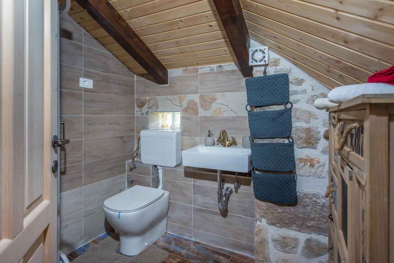 Kuca Za Odmor Joko I Jeka Villa Bogatic Ngoại thất bức ảnh