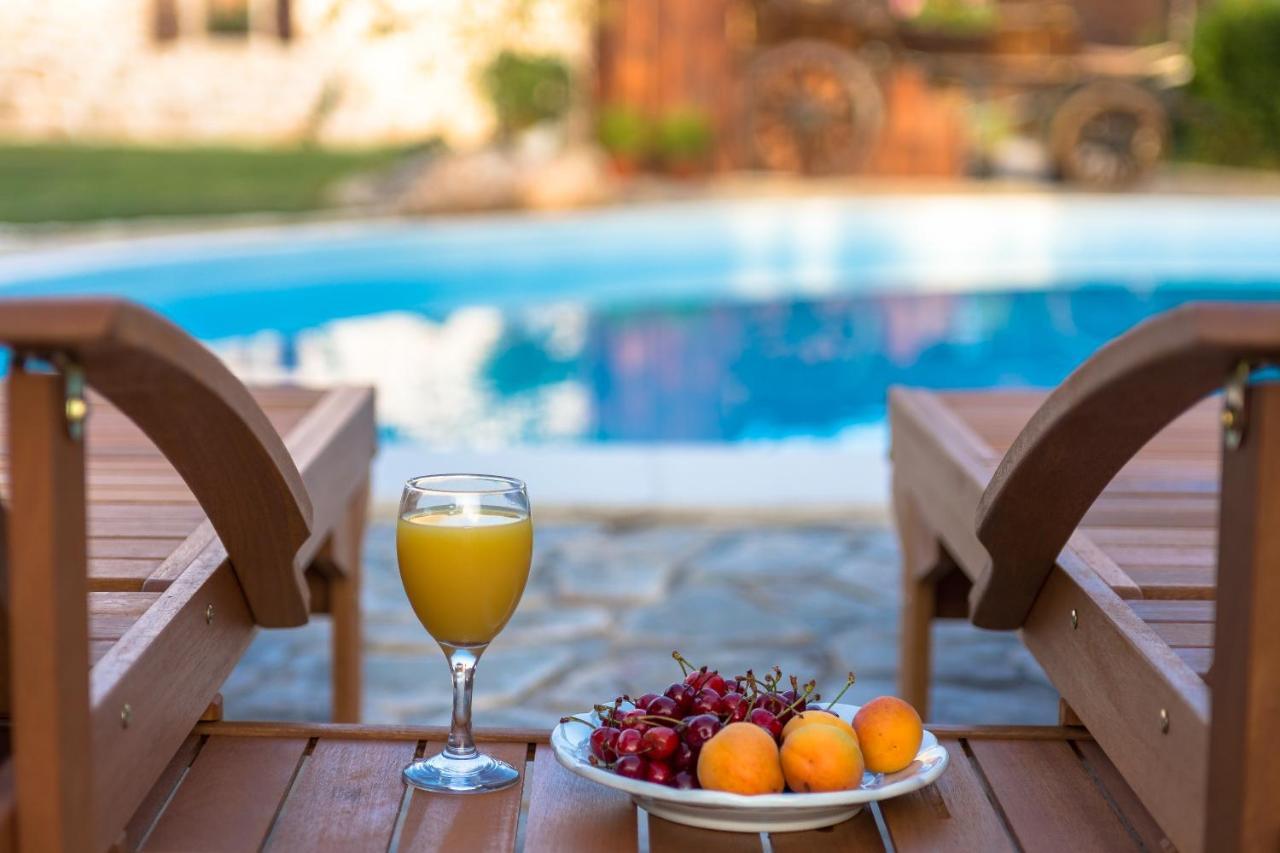 Kuca Za Odmor Joko I Jeka Villa Bogatic Ngoại thất bức ảnh