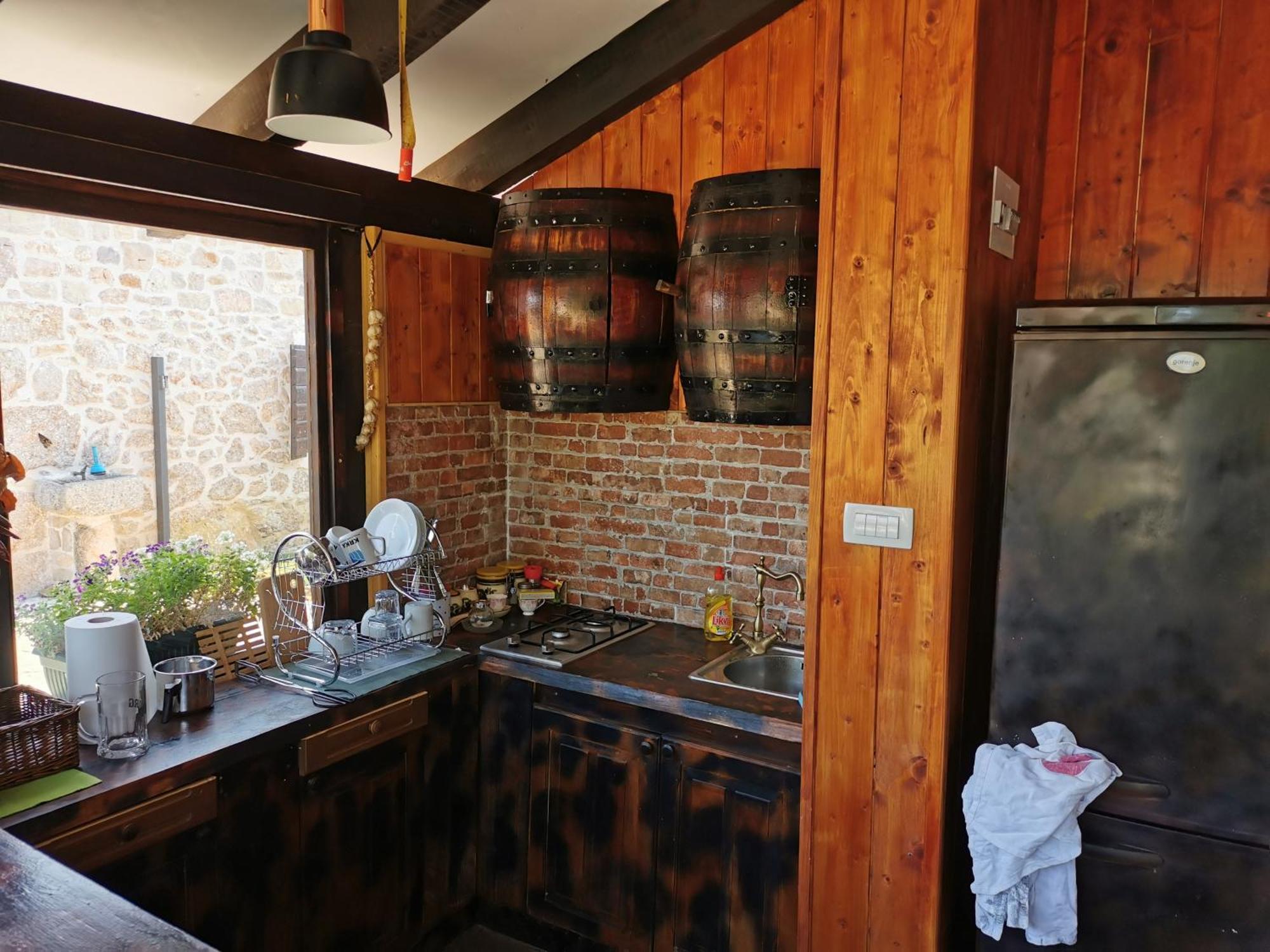 Kuca Za Odmor Joko I Jeka Villa Bogatic Ngoại thất bức ảnh